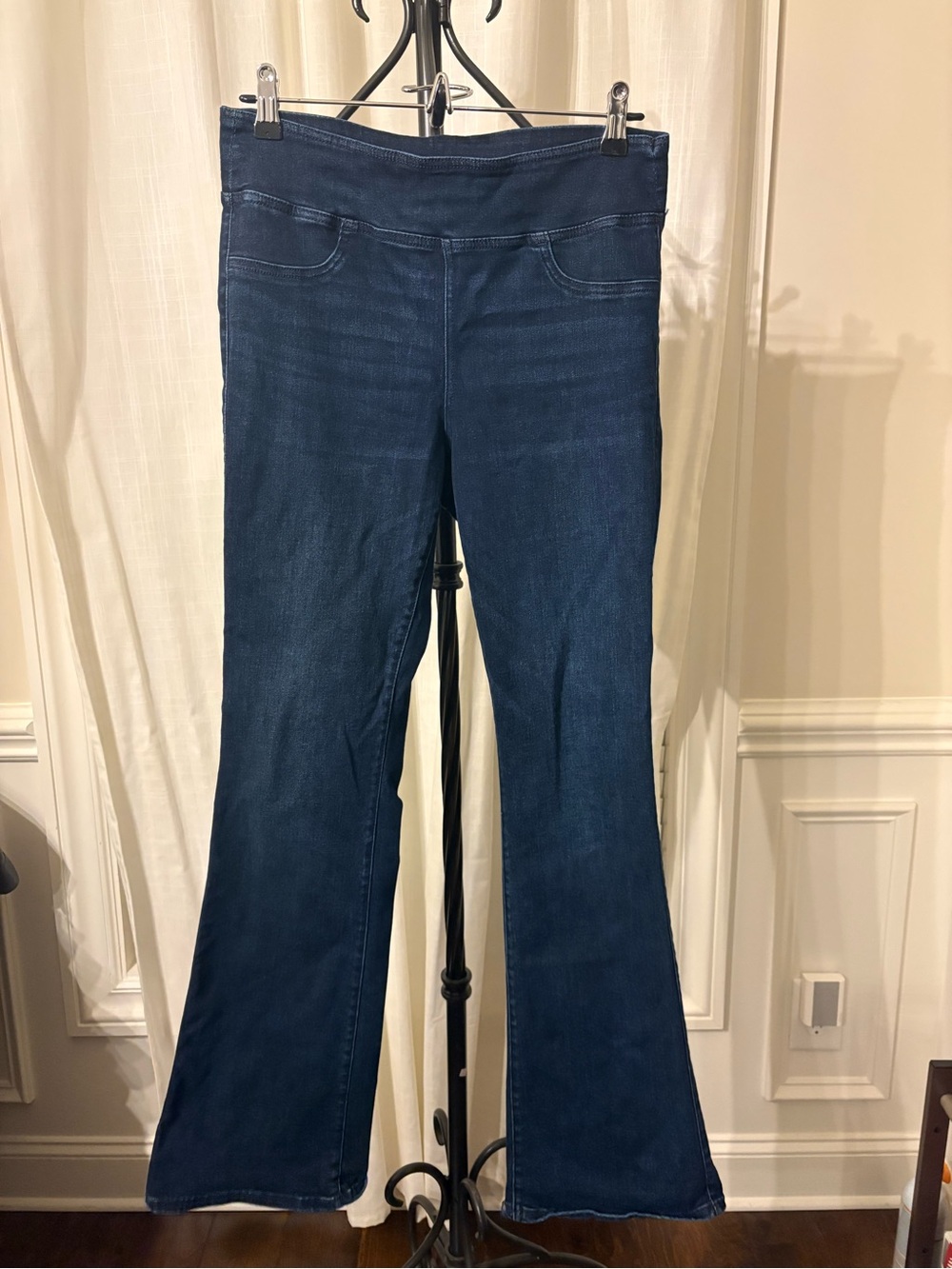 AE Pull On Bootcut Jean